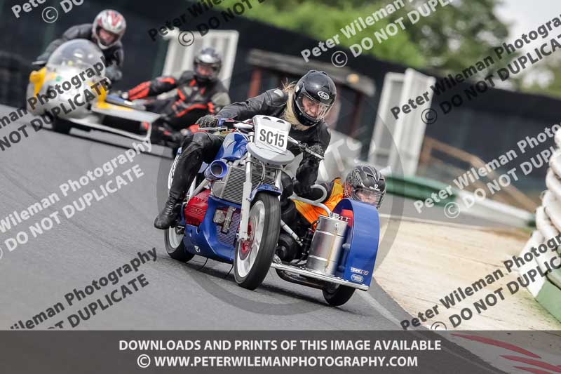 Vintage motorcycle club;eventdigitalimages;mallory park;mallory park trackday photographs;no limits trackdays;peter wileman photography;trackday digital images;trackday photos;vmcc festival 1000 bikes photographs